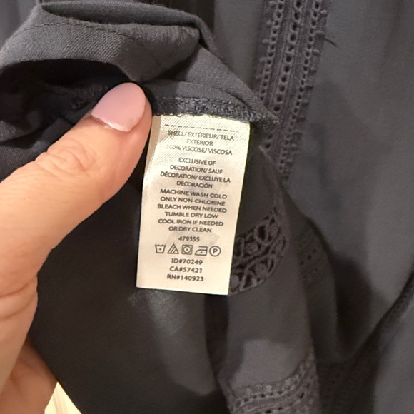 Loft NWT dark grey eyelet blouse, XS - Picture 6 of 7